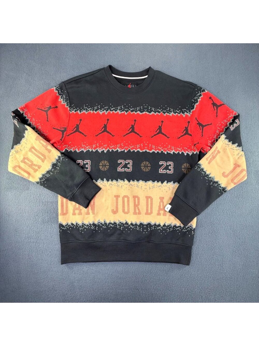 Nike Air Jordan Essential Holiday Fleece Crewneck Sweatshirt Mens Size Small EUC